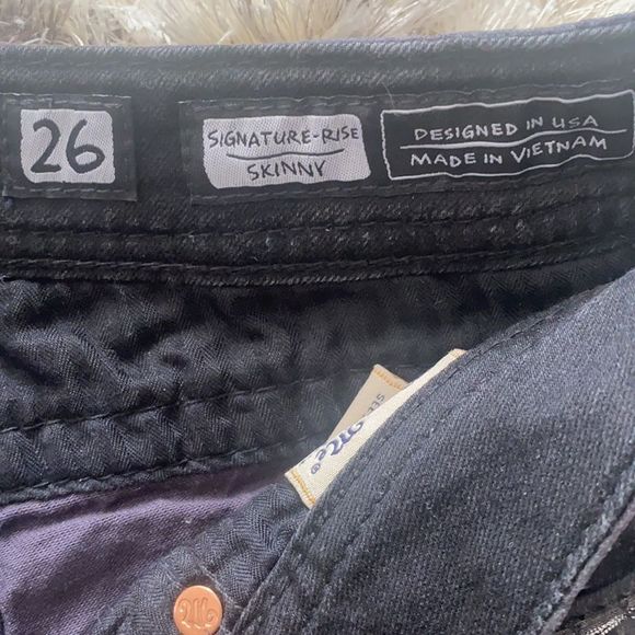 ~Gorgeous Miss Me Jeans! Like New! Size 26!~ - Picture 3 of 10